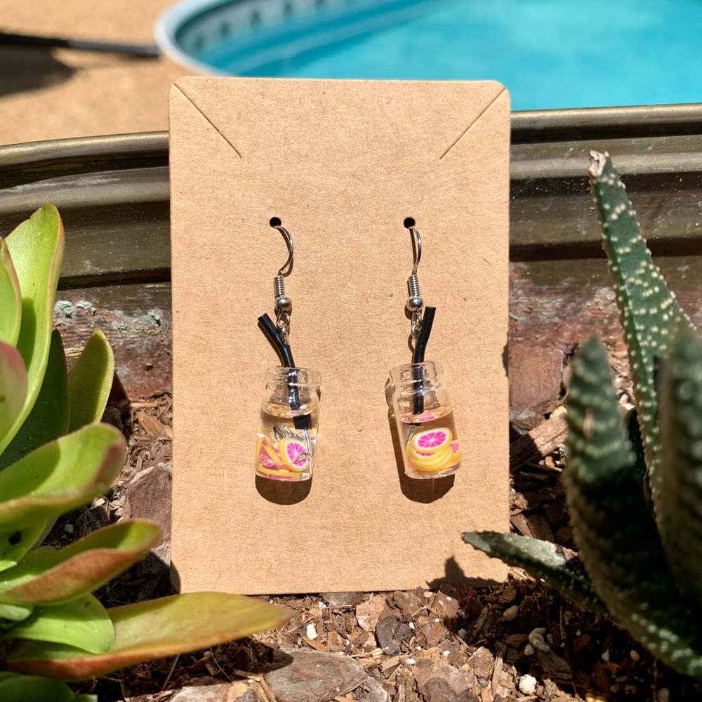 Grapefruit resin earrings ✨🍊